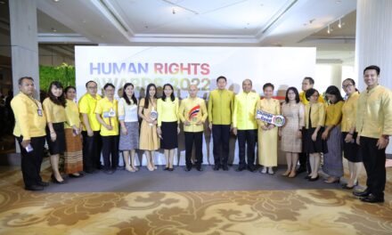 พช. คว้ารางวัลองค์กรต้นแบบด้าน สิทธิมนุษยชน ประจำปี 2565 ระดับดีเด่น